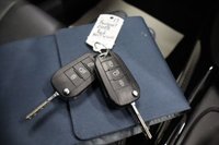 USED 2017 17 PEUGEOT 2008 1.6 BlueHDi Allure SUV 5dr Diesel Manual Euro 6 (s/s) (100 ps) FULL SERVICE HISTORY / LONG MOT / ALLURE MODEL