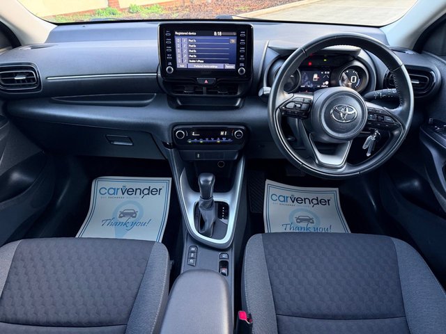 2021 Toyota Yaris 1.5L Design 5dr - Photo 4
