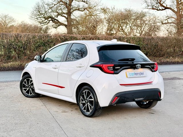 2021 Toyota Yaris 1.5L Design 5dr - Photo 6