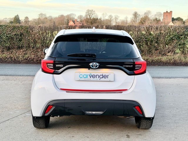 2021 Toyota Yaris 1.5L Design 5dr - Photo 10