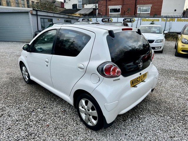 2013 TOYOTA AYGO 1.0 VVT-i Fire Hatchback 5dr Petrol Manual Euro 5 (67 ps) - Photo 8