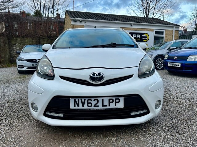 2013 TOYOTA AYGO 1.0 VVT-i Fire Hatchback 5dr Petrol Manual Euro 5 (67 ps) - Photo 10