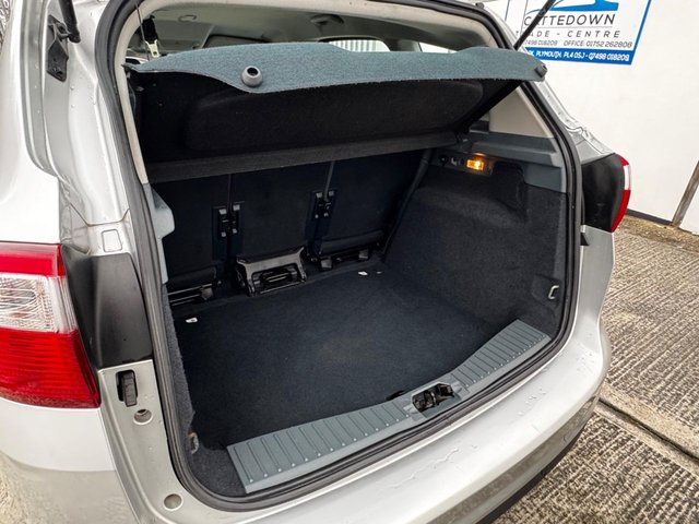 2012 Ford C-Max 1.6L Zetec 5dr - Photo 7