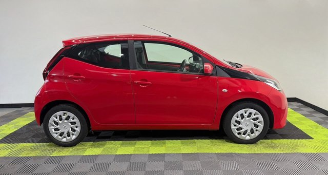 2019 TOYOTA AYGO - Photo 8