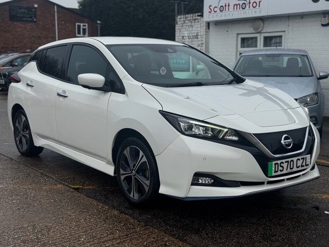 2020 NISSAN LEAF - Photo 11