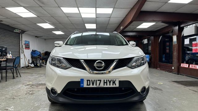 2017 NISSAN QASHQAI - Photo 2