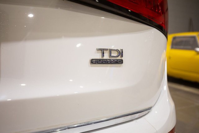 2016 Audi Q5 2L S Line Plus 5dr - Photo 11