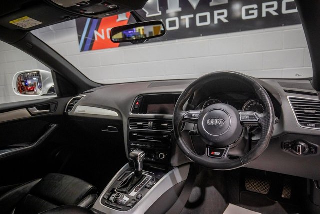 2016 Audi Q5 2L S Line Plus 5dr - Photo 2