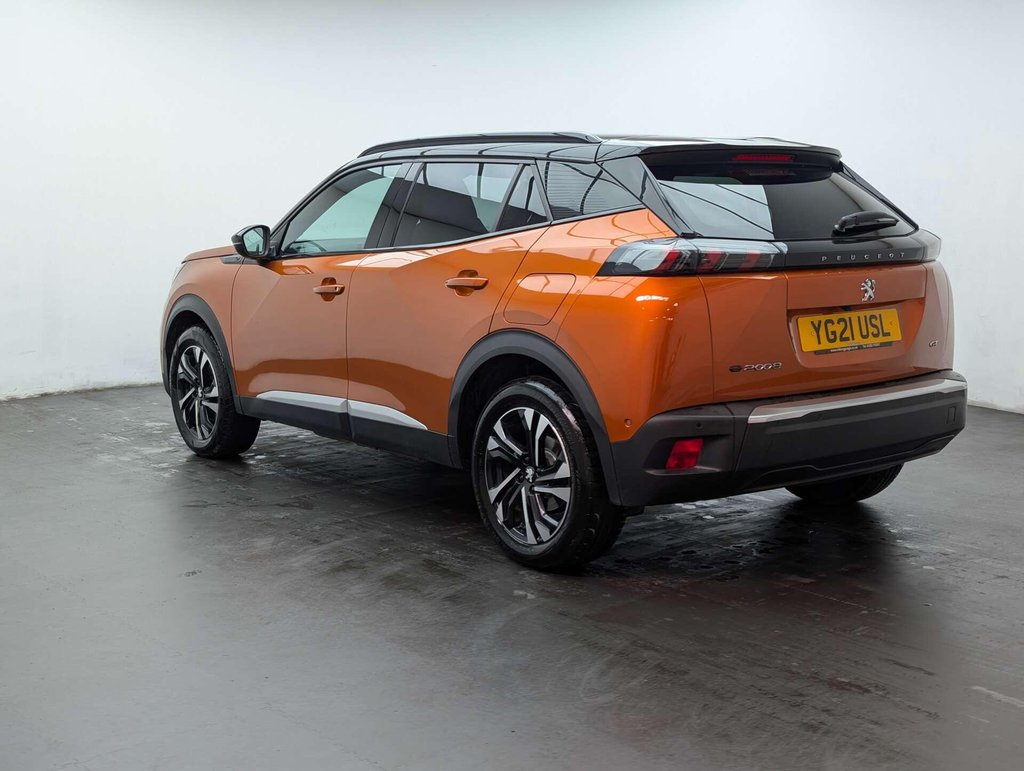Used 2021 21 PEUGEOT E-2008 50kWh GT SUV 5dr Electric Auto (136 ps) HEATED SEATS+PARKING CAMERA CLICK+COLLECT / HOME DELIVERY