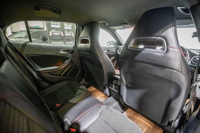 2017 Mercedes-Benz Gla 2.1L Amg Line 5dr - Photo 12