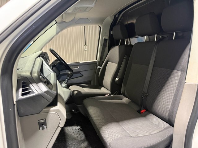 2021 VOLKSWAGEN TRANSPORTER - Photo 3