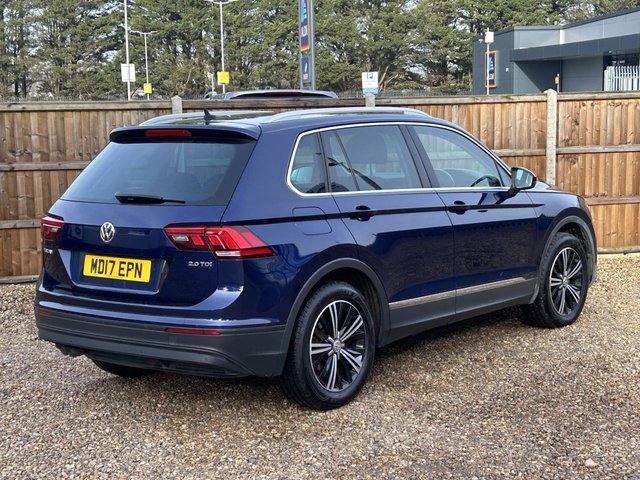 2017 VOLKSWAGEN TIGUAN - Photo 5