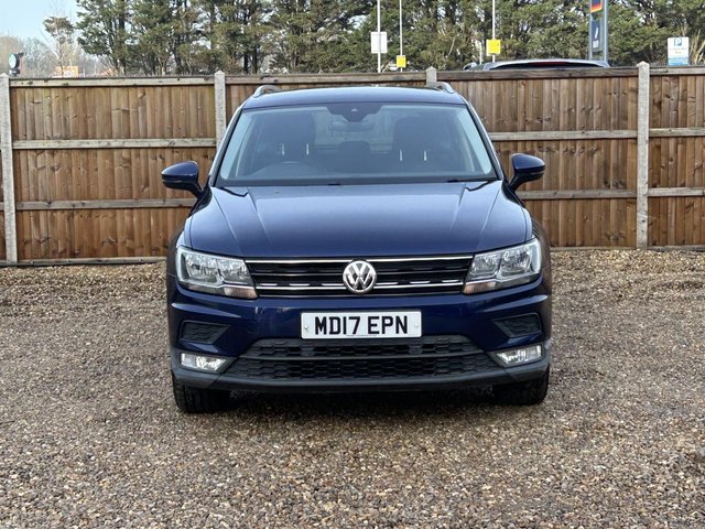 2017 VOLKSWAGEN TIGUAN - Photo 8