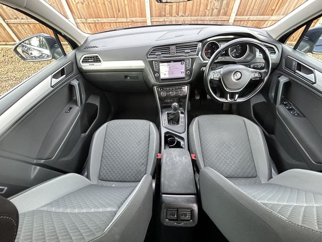 2017 VOLKSWAGEN TIGUAN - Photo 10