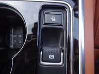 USED 2015 15 JAGUAR XE 2.0 GTDi Portfolio Saloon 4dr Petrol Auto Euro 6 (s/s) (240 ps) DAB RADIO WITH MERIDIUN SOUND SYSTEM 