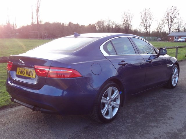 2015 JAGUAR XE - Photo 5