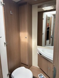 USED 2018 67 CARADO T339 T339 EMOTION ISLAND BED + DROP DOWN BED 4 BERTH