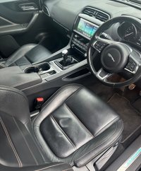 USED 2018 68 JAGUAR F-PACE 2.0 D165 Prestige SUV 5dr Diesel Manual Euro 6 (s/s) (163 ps) 
