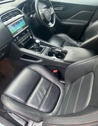 USED 2018 68 JAGUAR F-PACE 2.0 D165 Prestige SUV 5dr Diesel Manual Euro 6 (s/s) (163 ps) 