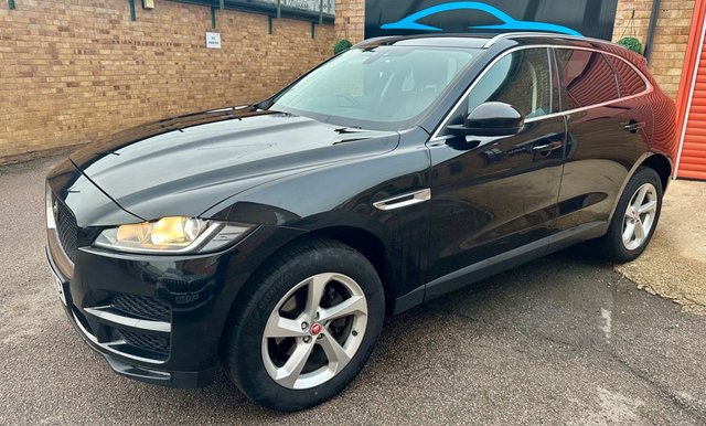 2018 JAGUAR F-PACE 2.0 D165 Prestige SUV 5dr Diesel Manual Euro 6 (s/s) (163 ps) - Photo 9