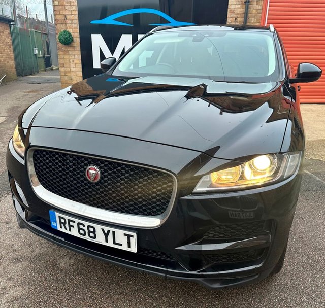 2018 JAGUAR F-PACE 2.0 D165 Prestige SUV 5dr Diesel Manual Euro 6 (s/s) (163 ps) - Photo 10