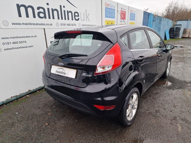 2017 FORD FIESTA - Photo 5