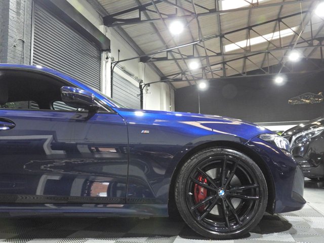 2022 BMW 3 Series 2L M Sport 4dr - Photo 2