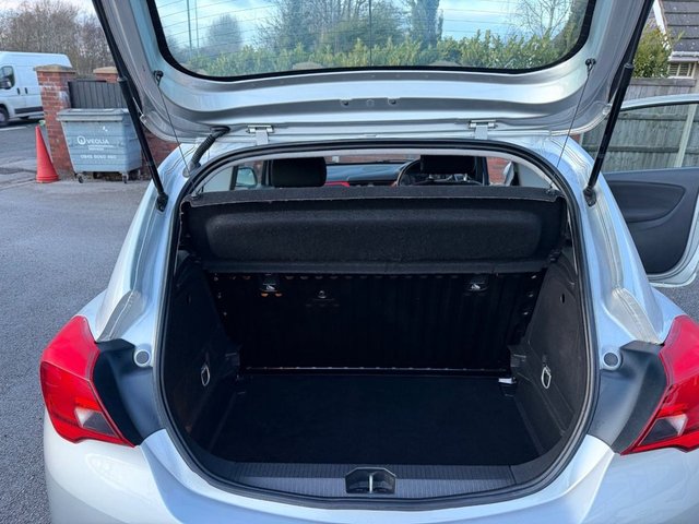 2018 VAUXHALL CORSA 1.4i ecoTEC SRi Hatchback 3dr Petrol Manual Euro 6 (75 ps) - Photo 12