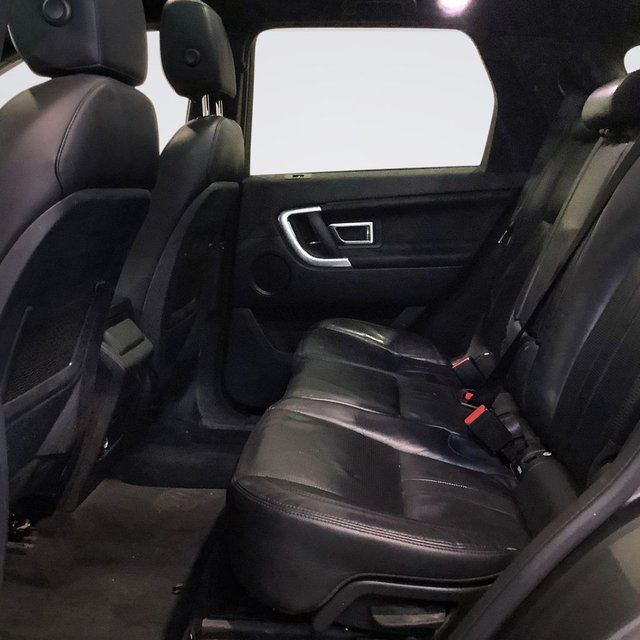 2019 Land Rover Discovery Sport 2L Landmark 5dr - Photo 12