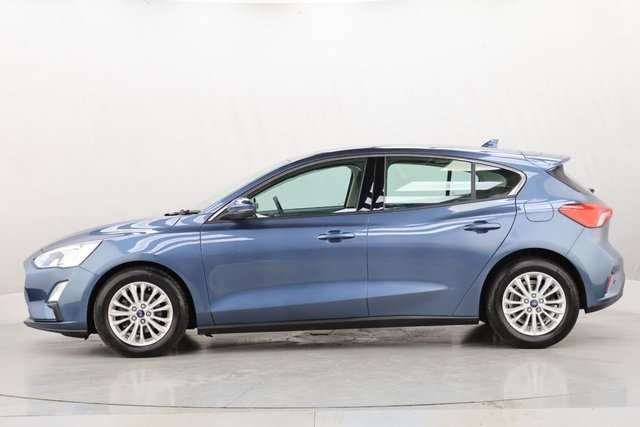 2019 Ford Focus 1L Titanium 5dr - Photo 6