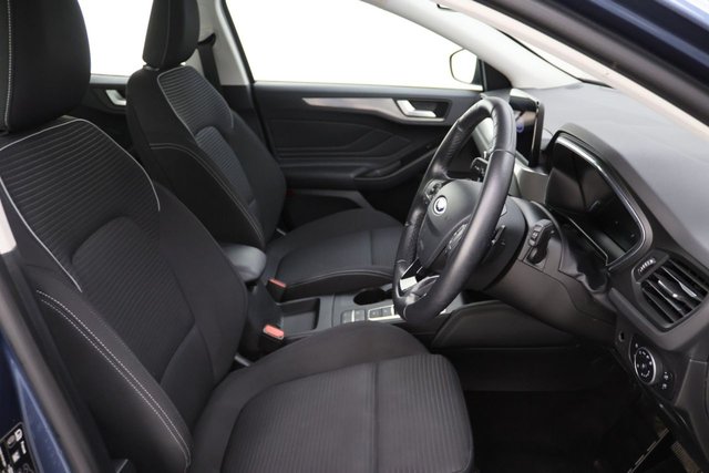 2019 Ford Focus 1L Titanium 5dr - Photo 12