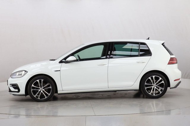 2020 Volkswagen Golf 2L R-Line 5dr - Photo 6