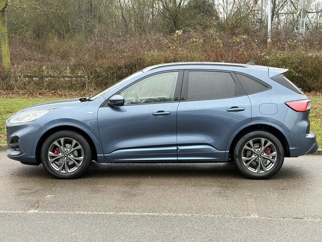 2021 FORD KUGA - Photo 2