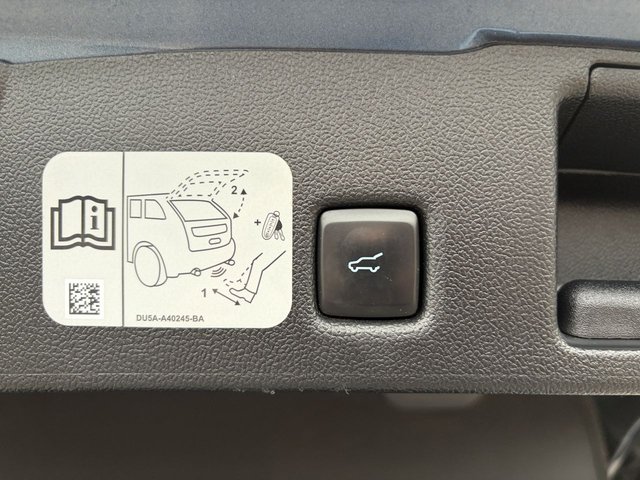 2021 FORD KUGA - Photo 11