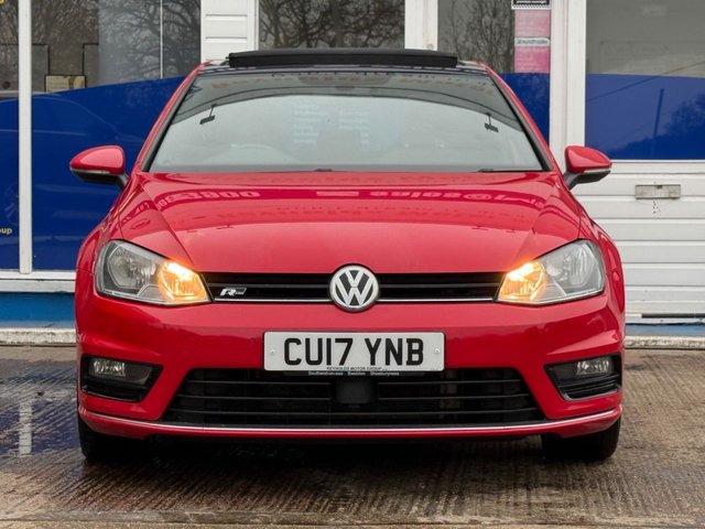 View our VOLKSWAGEN GOLF