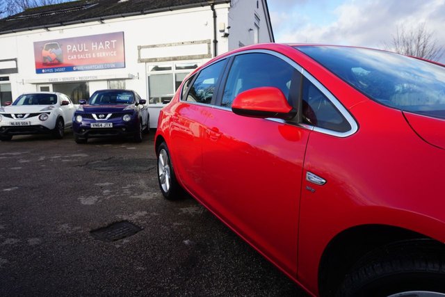 2015 VAUXHALL ASTRA - Photo 5