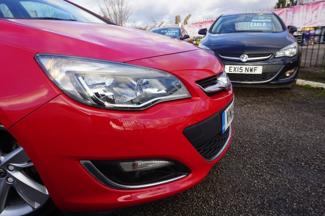 2015 VAUXHALL ASTRA - Photo 6