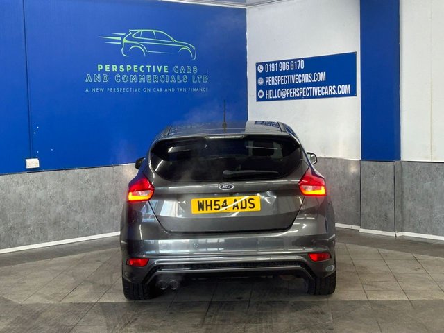 2017 FORD FOCUS - Photo 4