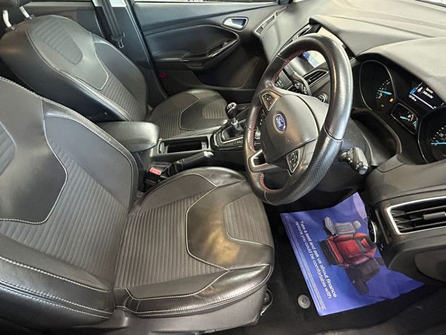 2017 FORD FOCUS - Photo 9