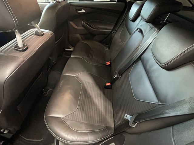 2017 FORD FOCUS - Photo 12