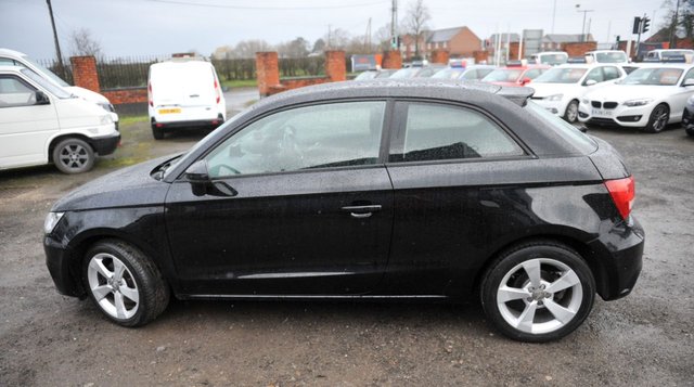 2015 AUDI A1 - Photo 4