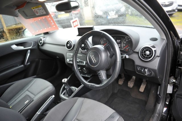 2015 AUDI A1 - Photo 11