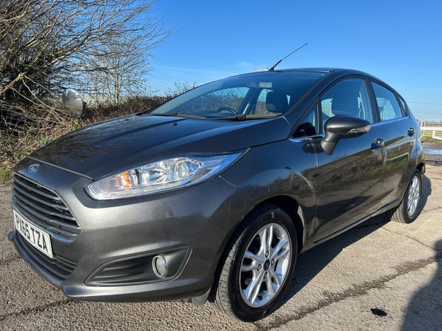 2015 Ford Fiesta 1L Zetec 5dr - Photo 8