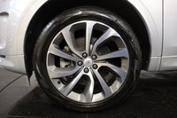 USED 2022 71 LAND ROVER DISCOVERY SPORT 1.5 P300e 12.2kWh R-Dynamic HSE 5dr Auto 4WD (SAT NAV) 
