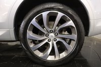 USED 2022 71 LAND ROVER DISCOVERY SPORT 1.5 P300e 12.2kWh R-Dynamic HSE 5dr Auto 4WD (SAT NAV) 