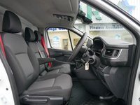 USED 2022 72 RENAULT TRUCKS TRAFIC 2.0 BLUEDCI 150 BHP LONG LOW LOADER RED EDITION  RED EDITION | LUTON LOW LOADER | AIR CON