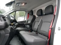 USED 2022 72 RENAULT TRUCKS TRAFIC 2.0 BLUEDCI 150 BHP LONG LOW LOADER RED EDITION  RED EDITION | LUTON LOW LOADER | AIR CON