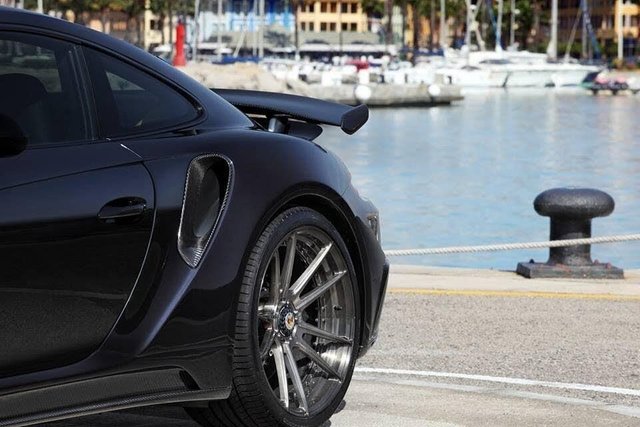 2016 Porsche 911 3.8L 991 Turbo S 2dr - Photo 6