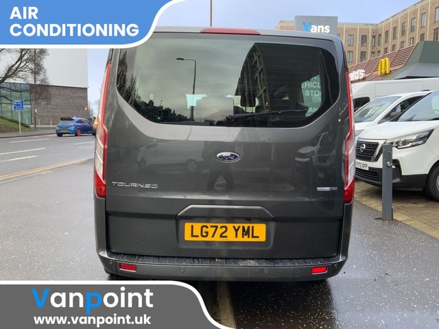 2022 Ford Tourneo Custom 2L Titanium 5dr - Photo 4