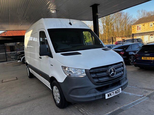 Mercedes-Benz eSprinter 55kWh Progressive Auto FWD L2 H2 5dr 20kW Charger - Photo 2